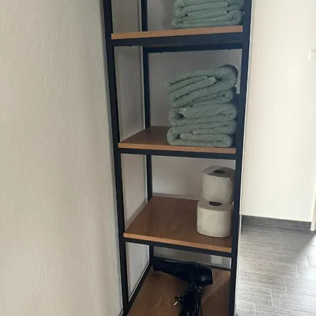 Haus Am Bahnhof Дуйсбург